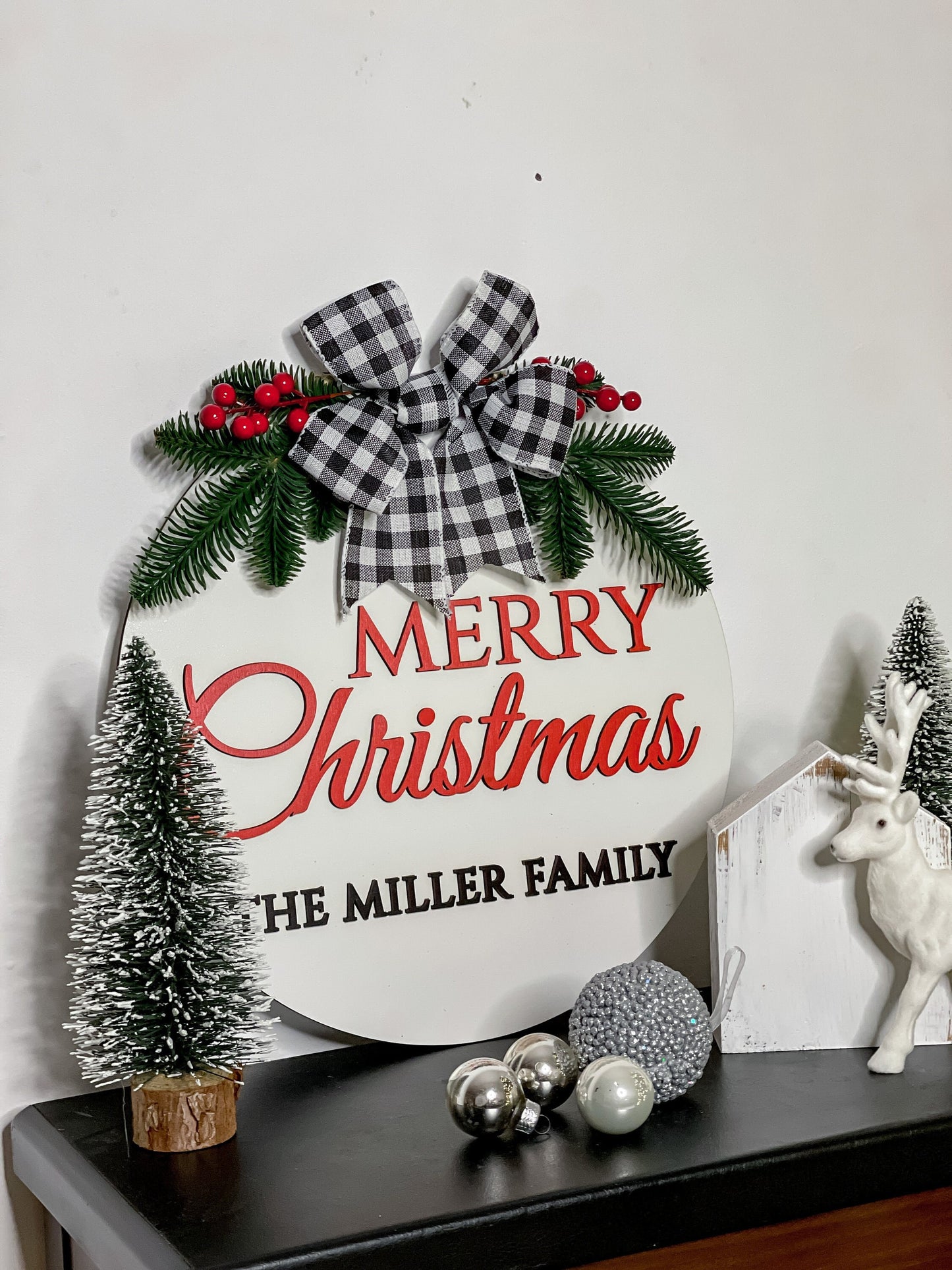 Personalized christmas family name sign, Wood name hanger, Christmas front door wreath, Last name christmas wreath, Christmas door decor