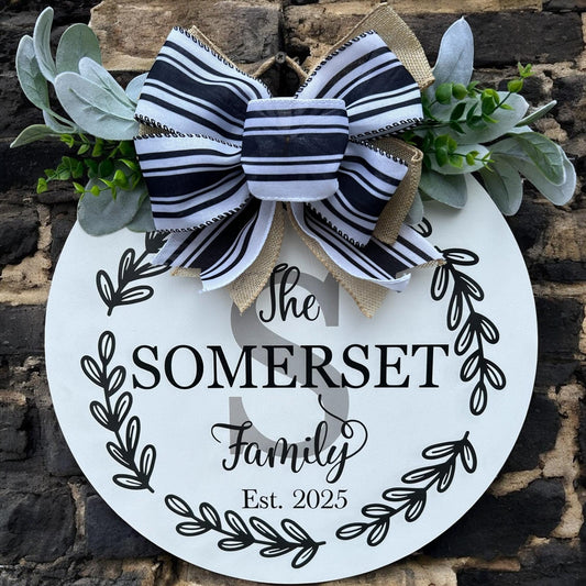 Last name front door sign|Last name door sign|Welcome sign|Last name sign|Welcome sign with last name|Family name door sign|Family wood sign